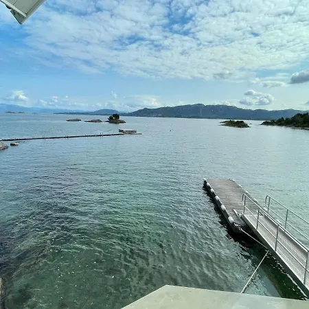 Vi Nyaraló Mosterhamn