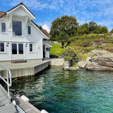 Holiday home Vi *