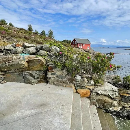 Vi Holiday home *